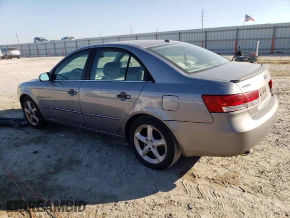 ✅ 2008 Hyundai Sonata SE • VIN: 5NPEU46F98H338346 • Лот: 84624664. Опубликован ранее на Copart с пробегом 148 792 миль. Бесплатный доступ к архиву аукционных продаж из США и подробный отчёт об истории автомобиля на DreamBid. Изображение 2.