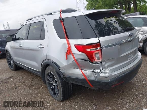 ✅ 2013 Ford Explorer Limited • VIN: 1FM5K7F81DGA36861 • Lot: 42306927. Wystawiony na IAAI z przebiegiem 172 603 mil. Bezpłatny archiwum sprzedaży aukcyjnych z USA i szczegółowy raport historii pojazdu na DreamBid. Zdjęcie 3.