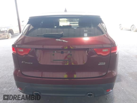 ✅ 2017 Jaguar F-Pace 35t • VIN: SADCS2BVXHA065444 • Lot: 42441965. Wystawiony na IAAI z przebiegiem 52 893 mil. Bezpłatny archiwum sprzedaży aukcyjnych z USA i szczegółowy raport historii pojazdu na DreamBid. Zdjęcie 16.