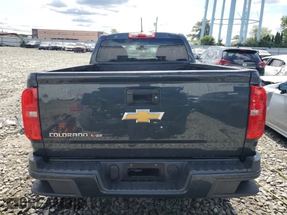 ✅ 2018 Chevrolet Colorado 2WD Work Truck • VIN: 1GCGSBEN4J1190275 • Лот: 67273204. Опубликован ранее на Copart с пробегом Не указан. Бесплатный доступ к архиву аукционных продаж из США и подробный отчёт об истории автомобиля на DreamBid. Изображение 6.