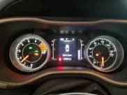 ✅ 2017 Jeep Cherokee Latitude • VIN: 1C4PJMCS2HW563642 • Lot: 90498665. Listed on Copart with 154,083 mi. Free auction sales archive from the USA and detailed vehicle history report at DreamBid. Image 9.