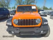 ✅ 2025 Jeep Wrangler Willys • VIN: 1C4PJXDG2SW592769 • Lot: 43346070. Listed on IAAI with 8,120 mi. Free auction sales archive from the USA and detailed vehicle history report at DreamBid. Image 13.