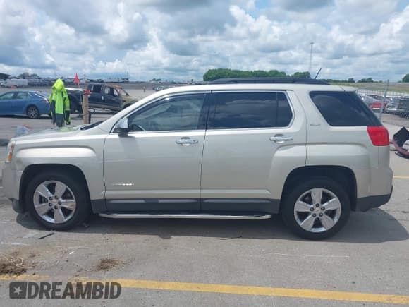 ✅ 2014 GMC Terrain SLE • VIN: 2GKFLWEK7E6139589 • Lot: 42535544. Wystawiony na IAAI z przebiegiem 99 481 mil. Bezpłatny archiwum sprzedaży aukcyjnych z USA i szczegółowy raport historii pojazdu na DreamBid. Zdjęcie 14.