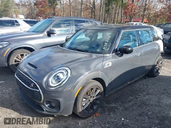 ✅ 2021 MINI Clubman Cooper S • VIN: WMWLV7C09M2N98258 • Lot: 40985670. Listed on IAAI with 14,336 mi. Free auction sales archive from the USA and detailed vehicle history report at DreamBid. Image 20.