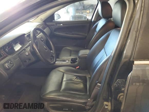 2013 Chevrolet Impala LTZ с VIN 2G1WC5E36D1115464, выставлен на аукционе Copart как лот 80843795 с пробегом 103 382 миль миль и Списание • Salvage title. История ставок и продаж доступна на DreamBid. Изображение 7.