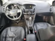 ✅ 2016 Ford Focus Titanium • VIN: 1FADP3N20GL249535 • Лот: 93452785. Опубликован ранее на Copart с пробегом 57 259 миль. Бесплатный доступ к архиву аукционных продаж из США и подробный отчёт об истории автомобиля на DreamBid. Изображение 8.