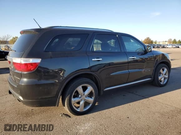 ✅ 2011 Dodge Durango Citadel • VIN: 1D4SE5GT0BC613814 • Лот: 92045245. Опубликован ранее на Copart с пробегом 85 155 миль. Бесплатный доступ к архиву аукционных продаж из США и подробный отчёт об истории автомобиля на DreamBid. Изображение 3.