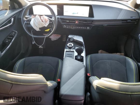 ✅ 2023 Kia EV6 GT • VIN: KNDC5DLE3P5126864 • Lot: 71453955. Listed on Copart with 17,583 mi. Free auction sales archive from the USA and detailed vehicle history report at DreamBid. Image 8.