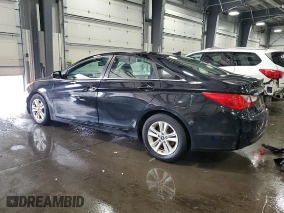 ✅ 2013 Hyundai Sonata GLS • VIN: 5NPEB4AC5DH513821 • Lot: 65347274. Listed on Copart with 156,273 mi. Free auction sales archive from the USA and detailed vehicle history report at DreamBid. Image 2.