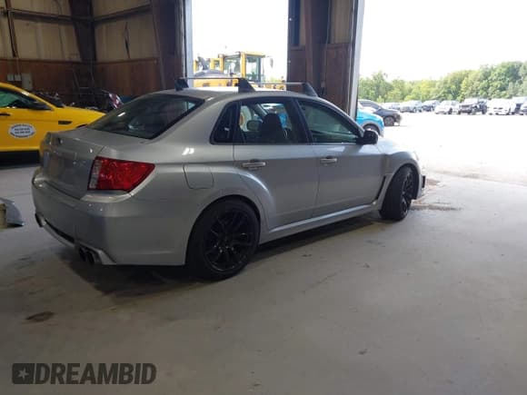 ✅ 2012 Subaru WRX WRX • VIN: JF1GV7E68CG024926 • Лот: 43028605. Опубликован ранее на IAAI с пробегом 117 408 миль. Бесплатный доступ к архиву аукционных продаж из США и подробный отчёт об истории автомобиля на DreamBid. Изображение 4.