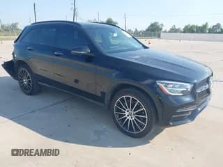 ✅ 2021 Mercedes-Benz GLC 300 • VIN: W1N0G8DB8MV321050 • Лот: 43349457. Опубликован ранее на IAAI с пробегом 69 491 миль. Бесплатный доступ к архиву аукционных продаж из США и подробный отчёт об истории автомобиля на DreamBid. Изображение 1.