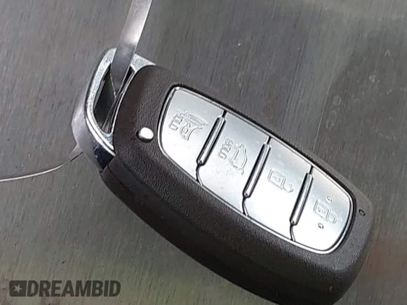 ✅ 2022 Hyundai Ioniq Blue • VIN: KMHC65LC4NU279625 • Lot: 41518795. Wystawiony na IAAI z przebiegiem 75 232 mil. Bezpłatny archiwum sprzedaży aukcyjnych z USA i szczegółowy raport historii pojazdu na DreamBid. Zdjęcie 11.