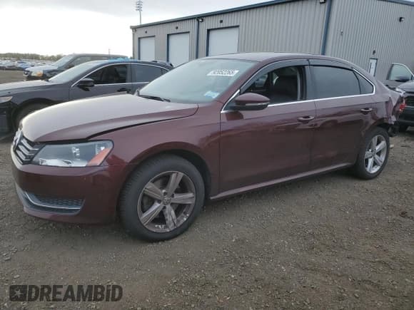 ✅ 2012 Volkswagen Passat SE • VIN: 1VWBP7A30CC011991 • Lot: 92052265. Listed on Copart with 132,851 mi. Free auction sales archive from the USA and detailed vehicle history report at DreamBid. Image 1.