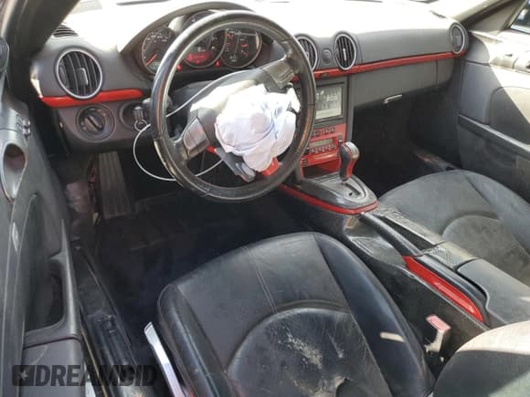 ✅ 2008 Porsche Boxster • VIN: WP0CA29818U710687 • Lot: 86888134. Listed on Copart with 135,660 mi. Free auction sales archive from the USA and detailed vehicle history report at DreamBid. Image 8.