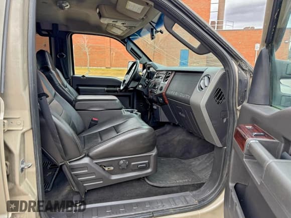 ✅ 2010 Ford F-350 XL • VIN: 1FTWW3BR5AEB22573 • Лот: 95806755. Опубликован ранее на Copart с пробегом 120 961 миль. Бесплатный доступ к архиву аукционных продаж из США и подробный отчёт об истории автомобиля на DreamBid. Изображение 5.