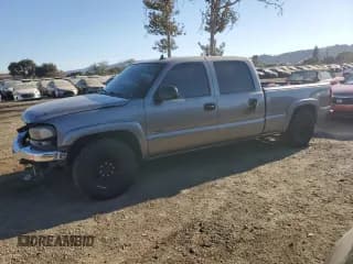 ✅ 2007 GMC Sierra 1500HD Classic SLE1 • VIN: 1GTGC13U07F102660 • Lot: 74766114. Wystawiony na Copart z przebiegiem Nie podano. Bezpłatny archiwum sprzedaży aukcyjnych z USA i szczegółowy raport historii pojazdu na DreamBid. Zdjęcie 1.