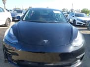 ✅ 2021 Tesla Model 3 Standard Range Plus • VIN: 5YJ3E1EA4MF982032 • Lot: 42271923. Wystawiony na IAAI z przebiegiem 46 651 mil. Bezpłatny archiwum sprzedaży aukcyjnych z USA i szczegółowy raport historii pojazdu na DreamBid. Zdjęcie 12.