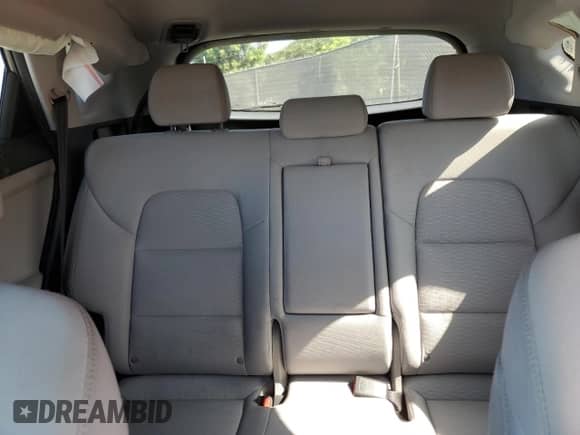 2020 Hyundai Tucson SE z VIN KM8J23A46LU106074, wystawiony jako Copart lot #81635025 z przebiegiem 106 035 mil mil oraz Szkoda całkowita • Salvage title. Historia ofert i sprzedaży dostępna na DreamBid. Obrazek 10.