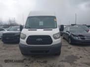 ✅ 2016 Ford Transit Cargo • VIN: 1FTYR3XM5GKB33662 • Lot: 43812911. Wystawiony na IAAI z przebiegiem 94 398 mil. Bezpłatny archiwum sprzedaży aukcyjnych z USA i szczegółowy raport historii pojazdu na DreamBid. Zdjęcie 12.