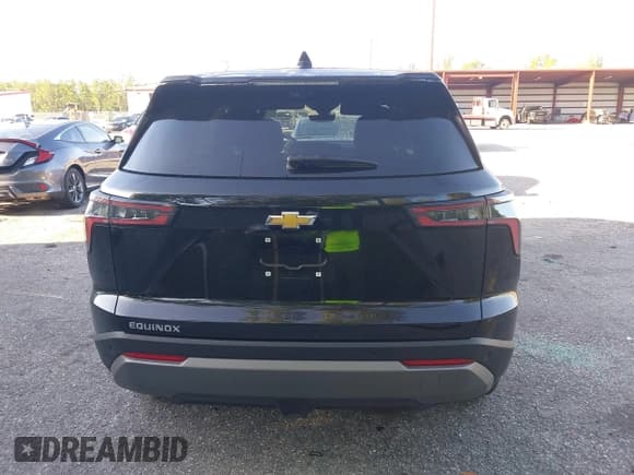 ✅ 2025 Chevrolet Equinox FWD LT • VIN: 3GNAXHEG8SL170625 • Lot: 42787829. Wystawiony na IAAI z przebiegiem 13 620 mil. Bezpłatny archiwum sprzedaży aukcyjnych z USA i szczegółowy raport historii pojazdu na DreamBid. Zdjęcie 17.