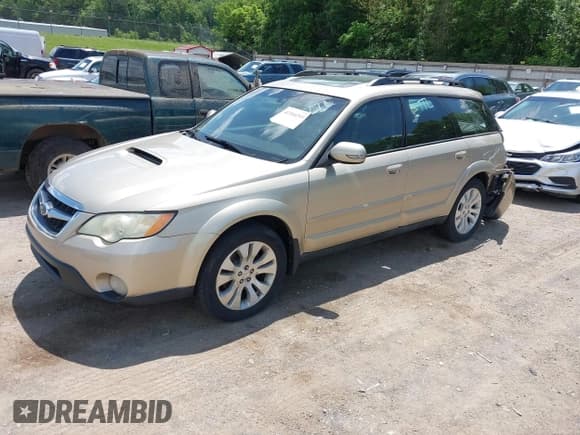 ✅ 2008 Subaru Outback XT Limited • VIN: 4S4BP63C784338539 • Lot: 42204293. Wystawiony na IAAI z przebiegiem 233 305 mil. Bezpłatny archiwum sprzedaży aukcyjnych z USA i szczegółowy raport historii pojazdu na DreamBid. Zdjęcie 2.