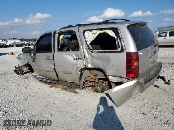 ✅ 2007 Chevrolet Tahoe LT • VIN: 1GNFK13047R261134 • Lot: 87025725. Wystawiony na Copart z przebiegiem Nie podano. Bezpłatny archiwum sprzedaży aukcyjnych z USA i szczegółowy raport historii pojazdu na DreamBid. Zdjęcie 2.