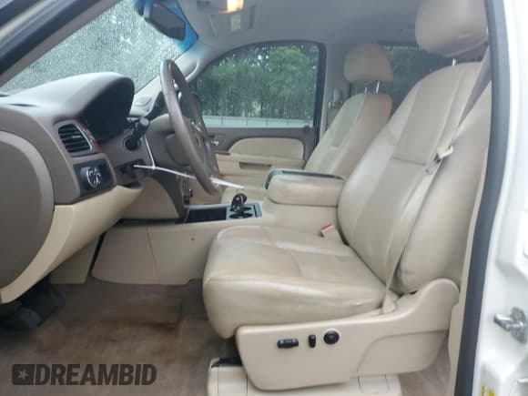 ✅ 2012 Chevrolet Silverado 1500 LTZ • VIN: 3GCPCTE04CG168708 • Lot: 54405354. Wystawiony na Copart z przebiegiem 156 487 mil. Bezpłatny archiwum sprzedaży aukcyjnych z USA i szczegółowy raport historii pojazdu na DreamBid. Zdjęcie 7.