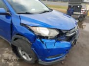 ✅ 2018 Honda HR-V LX • VIN: 3CZRU6H37JM708915 • Lot: 43580182. Wystawiony na IAAI z przebiegiem 70 315 mil. Bezpłatny archiwum sprzedaży aukcyjnych z USA i szczegółowy raport historii pojazdu na DreamBid. Zdjęcie 6.