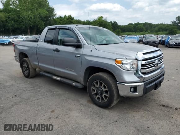 ✅ 2016 Toyota Tundra SR • VIN: 5TFUY5F17GX525209 • Lot: 66315745. Wystawiony na Copart z przebiegiem 51 036 mil. Bezpłatny archiwum sprzedaży aukcyjnych z USA i szczegółowy raport historii pojazdu na DreamBid. Zdjęcie 4.