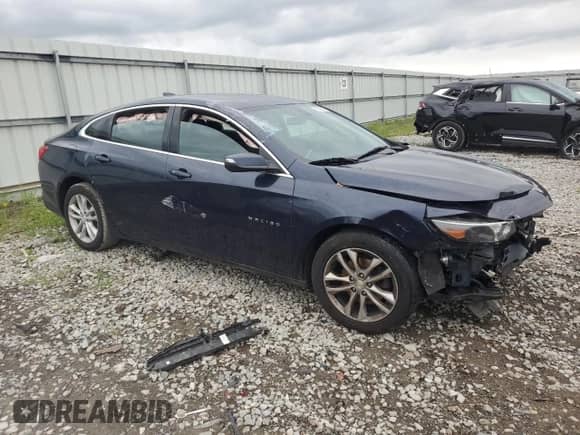 2018 Chevrolet Malibu LT z VIN 1G1ZD5ST7JF127819, wystawiony jako Copart lot #55830375 z przebiegiem 190 033 mil mil oraz Szkoda całkowita • Salvage title. Historia ofert i sprzedaży dostępna na DreamBid. Obrazek 4.