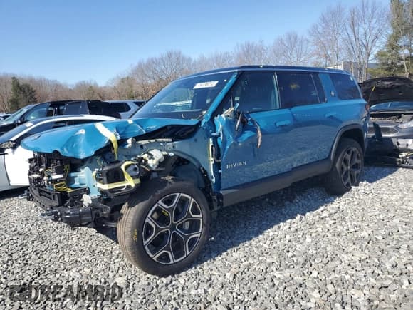 ✅ 2024 Rivian R1S Adventure • VIN: 7PDSGCBA7RN037664 • Lot: 49236015. Listed on Copart with 16,496 mi. Free auction sales archive from the USA and detailed vehicle history report at DreamBid. Image 1.