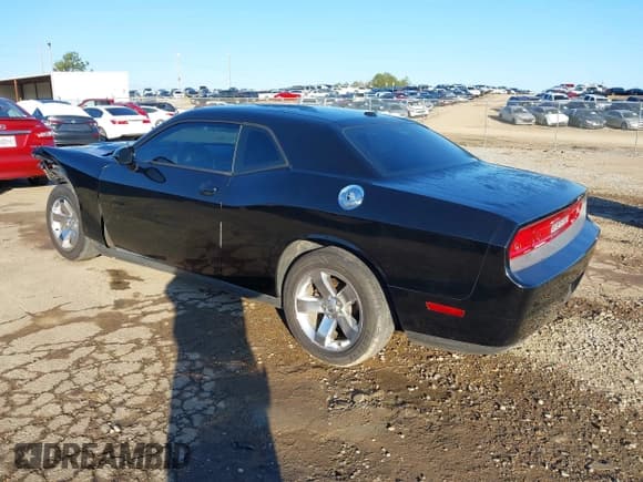 ✅ 2012 Dodge Challenger SXT • VIN: 2C3CDYAG1CH176670 • Lot: 41237080. Wystawiony na IAAI z przebiegiem 142 924 mil. Bezpłatny archiwum sprzedaży aukcyjnych z USA i szczegółowy raport historii pojazdu na DreamBid. Zdjęcie 3.