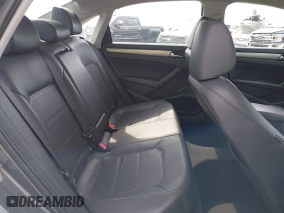 ✅ 2015 Volkswagen Passat Limited Edition • VIN: 1VWAT7A31FC016497 • Lot: 42503900. Listed on IAAI with 134,460 mi. Free auction sales archive from the USA and detailed vehicle history report at DreamBid. Image 8.