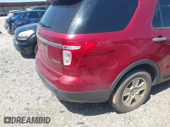 ✅ 2013 Ford Explorer • VIN: 1FM5K7B83DGA45406 • Lot: 43016996. Wystawiony na IAAI z przebiegiem 252 162 mil. Bezpłatny archiwum sprzedaży aukcyjnych z USA i szczegółowy raport historii pojazdu na DreamBid. Zdjęcie 13.