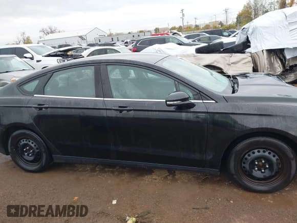 ✅ 2013 Ford Fusion S • VIN: 3FA6P0G79DR340042 • Лот: 43626427. Опубликован ранее на IAAI с пробегом 170 994 миль. Бесплатный доступ к архиву аукционных продаж из США и подробный отчёт об истории автомобиля на DreamBid. Изображение 13.