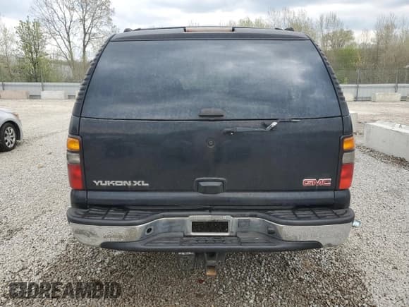 ✅ 2004 GMC Yukon XL SLT • VIN: 1GKEC16Z14J148767 • Lot: 52976155. Wystawiony na Copart z przebiegiem 288 056 mil. Bezpłatny archiwum sprzedaży aukcyjnych z USA i szczegółowy raport historii pojazdu na DreamBid. Zdjęcie 6.