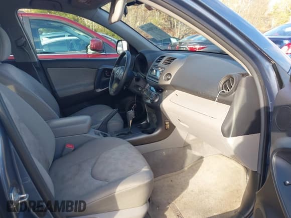 ✅ 2012 Toyota RAV4 • VIN: 2T3BF4DVXCW233517 • Lot: 43701864. Listed on IAAI with 91,858 mi. Free auction sales archive from the USA and detailed vehicle history report at DreamBid. Image 5.