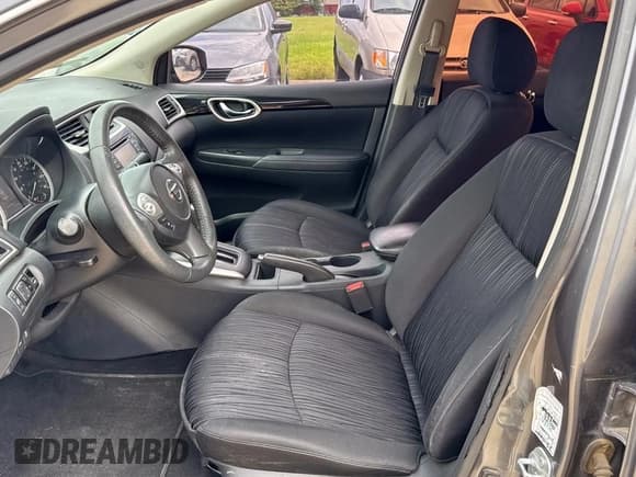 ✅ 2017 Nissan Sentra SV • VIN: 3N1AB7AP8HL663126 • Лот: 80017945. Опубликован ранее на Copart с пробегом 108 274 миль. Бесплатный доступ к архиву аукционных продаж из США и подробный отчёт об истории автомобиля на DreamBid. Изображение 12.