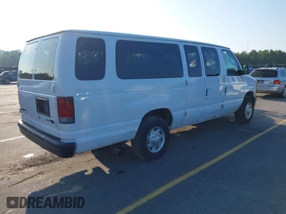 ✅ 2011 Ford Econoline Passenger XL • VIN: 1FBSS3BL7BDB07848 • Lot: 43039702. Listed on IAAI with 96,214 mi. Free auction sales archive from the USA and detailed vehicle history report at DreamBid. Image 4.
