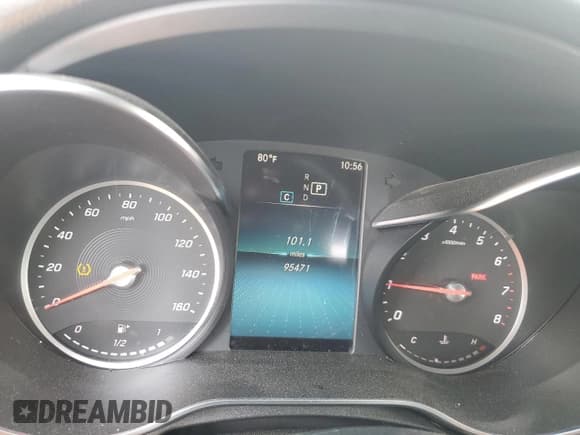 ✅ 2020 Mercedes-Benz C 300 • VIN: W1KWF8DB9LR570667 • Lot: 70351355. Wystawiony na Copart z przebiegiem 95 471 mil. Bezpłatny archiwum sprzedaży aukcyjnych z USA i szczegółowy raport historii pojazdu na DreamBid. Zdjęcie 9.