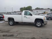✅ 2012 Chevrolet Silverado 2500HD Work Truck • VIN: 1GB0CVCG8CF145676 • Lot: 41835188. Wystawiony na IAAI z przebiegiem 88 412 mil. Bezpłatny archiwum sprzedaży aukcyjnych z USA i szczegółowy raport historii pojazdu na DreamBid. Zdjęcie 13.