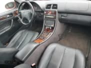 ✅ 2001 Mercedes-Benz CLK 320/430 • VIN: WDBLK65G41T073354 • Lot: 46862764. Listed on Copart with 117,290 mi. Free auction sales archive from the USA and detailed vehicle history report at DreamBid. Image 8.