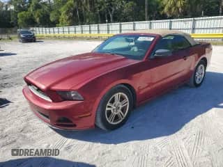 2014 Ford Mustang V6 с VIN 1ZVBP8EM4E5265610, выставлен на аукционе Copart как лот 82585395 с пробегом 90 019 миль миль и Чистый • Clean title. История ставок и продаж доступна на DreamBid. Изображение 1.