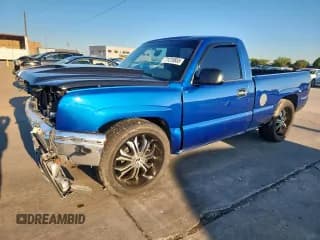 ✅ 2004 Chevrolet Silverado 1500 LS • VIN: 1GCEC14V14Z170149 • Лот: 71319855. Опубликован ранее на Copart с пробегом 272 198 миль. Бесплатный доступ к архиву аукционных продаж из США и подробный отчёт об истории автомобиля на DreamBid. Изображение 1.