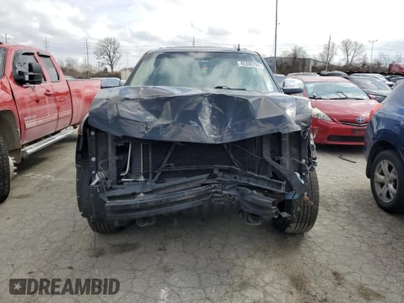 ✅ 2012 Chevrolet Suburban LT • VIN: 1GNSKJE7XCR170517 • Lot: 45306794. Wystawiony na Copart z przebiegiem Nie podano. Bezpłatny archiwum sprzedaży aukcyjnych z USA i szczegółowy raport historii pojazdu na DreamBid. Zdjęcie 5.