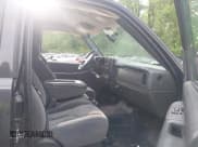 ✅ 2005 Chevrolet Silverado 1500 LT • VIN: 1GCEC19T85Z288708 • Лот: 42184655. Опубликован ранее на IAAI с пробегом 200 869 миль. Бесплатный доступ к архиву аукционных продаж из США и подробный отчёт об истории автомобиля на DreamBid. Изображение 5.