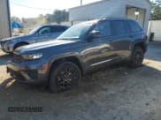 ✅ 2024 Jeep Grand Cherokee Altitude • VIN: 1C4RJHAGXRC124674 • Лот: 90808045. Опубликован ранее на Copart с пробегом 43 176 миль. Бесплатный доступ к архиву аукционных продаж из США и подробный отчёт об истории автомобиля на DreamBid. Изображение 1.