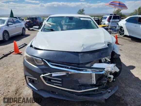 2017 Chevrolet Malibu LS z VIN 1G1ZB5ST0HF246148, wystawiony jako Copart lot #72062335 z przebiegiem Nie podano mil oraz Szkoda całkowita • Salvage title. Historia ofert i sprzedaży dostępna na DreamBid. Obrazek 5.