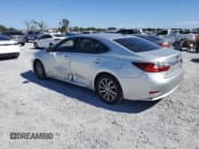 ✅ 2016 Lexus ES 300h • VIN: JTHBW1GG2G2113218 • Lot: 90123495. Wystawiony na Copart z przebiegiem 9 473 mil. Bezpłatny archiwum sprzedaży aukcyjnych z USA i szczegółowy raport historii pojazdu na DreamBid. Zdjęcie 2.
