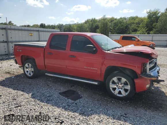 ✅ 2011 Chevrolet Silverado 1500 LT • VIN: 3GCPKSE38BG103334 • Lot: 67146554. Listed on Copart with 205,447 mi. Free auction sales archive from the USA and detailed vehicle history report at DreamBid. Image 4.